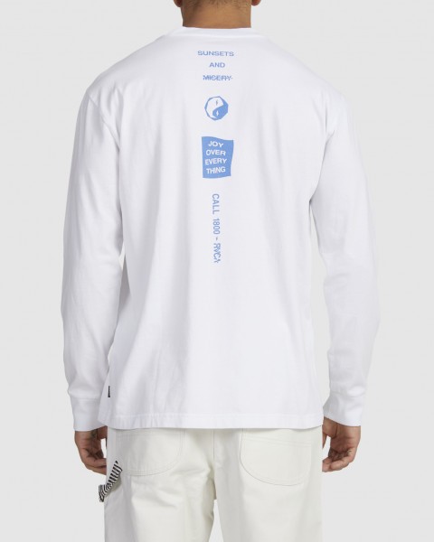 .//,   /   Call RVCA