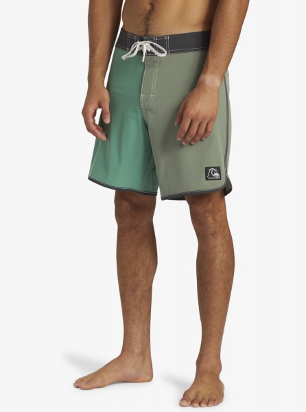   Original Scallop Jester 18"