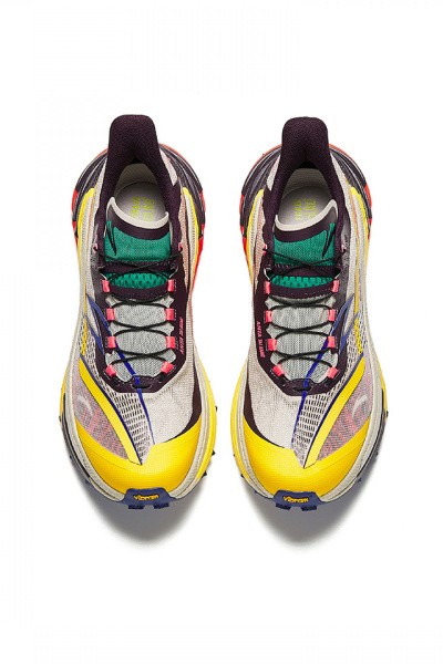    Anta SKY RUN