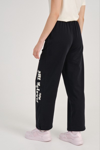   Anta MASTER THE MOVE