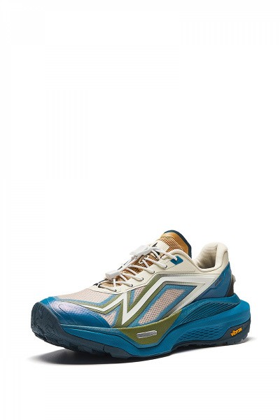   Anta CROSS PRO