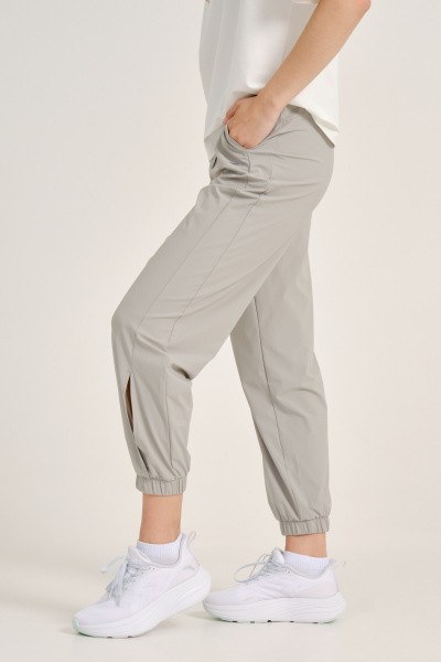   Anta WOMEN PANTS BAR