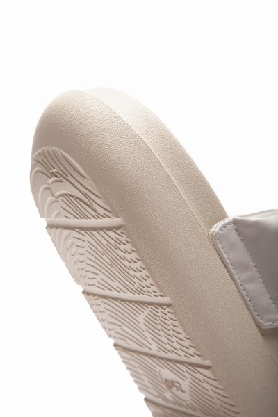  Anta THICK SOLE SANDALS