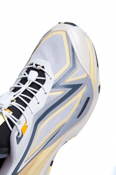   Anta CROSS PRO