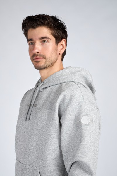 ���� ANTA ICONIC