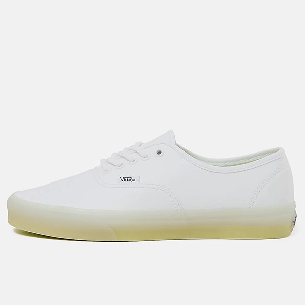  Vans AUTHENTIC