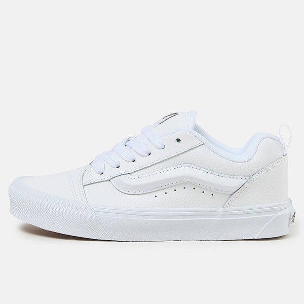  VANS KNU SKOOL