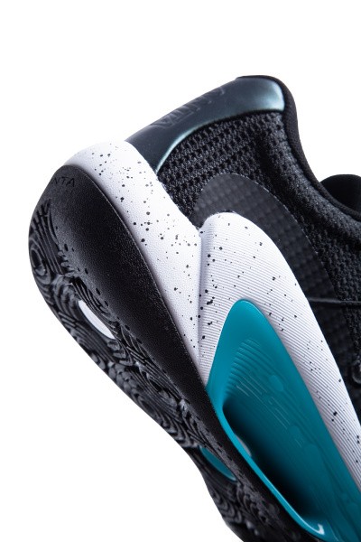   Anta FLASH DUALS 6