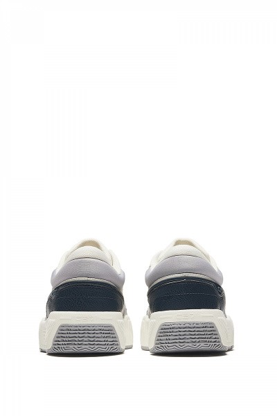 ���� Anta C37