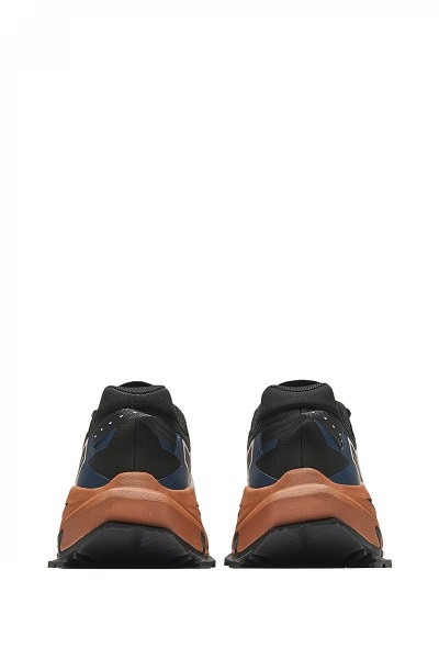    Anta Hiking
