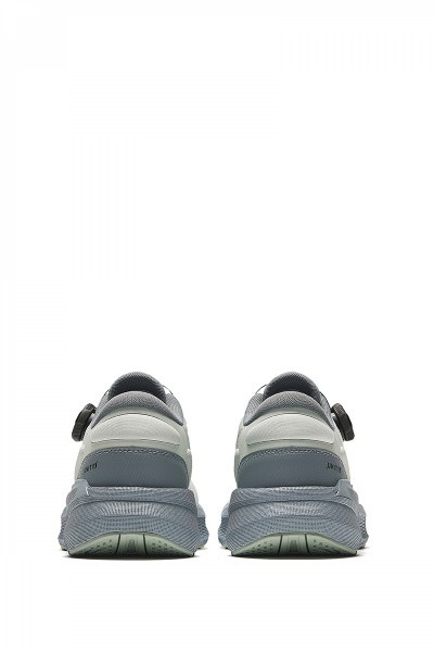    Anta TRAINER MAX