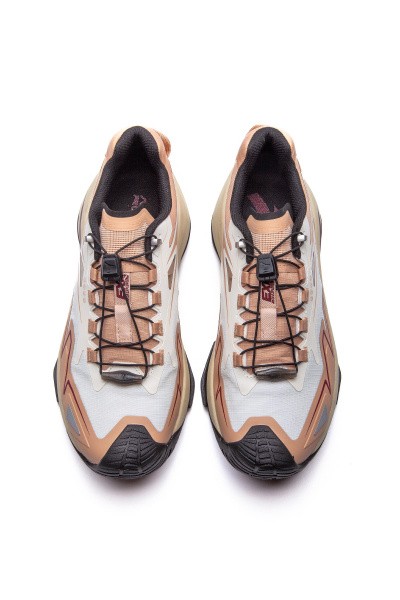    Anta Hiking