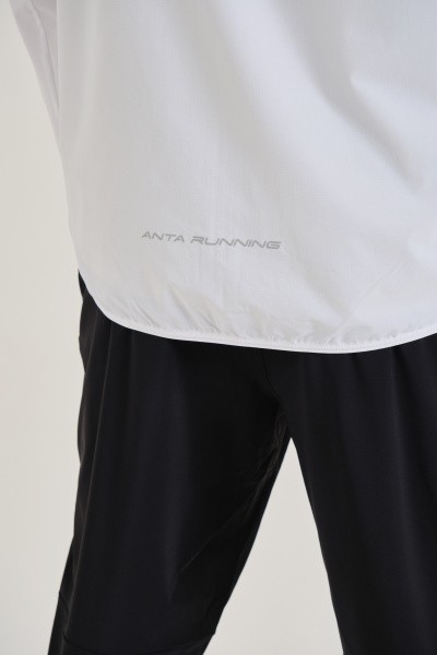 �������� ANTA Flow Light Woven Track Top
