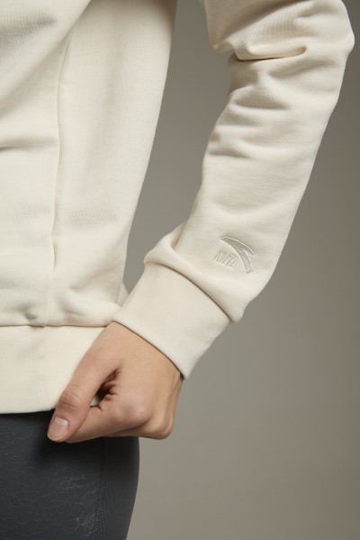  Celebrate Like A Parisian