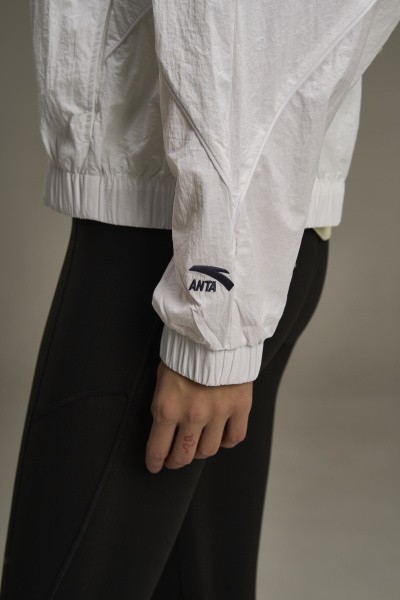 �������� Anta Celebrate Like A Parisian Single Jacket