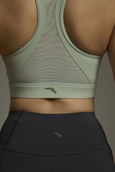 ��� Anta Ultimate Support Bra