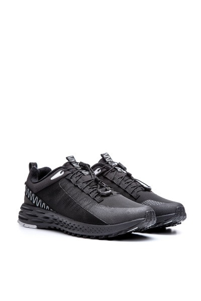   Anta Wild Run