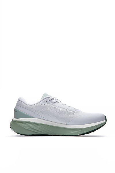    Anta CLOUDS