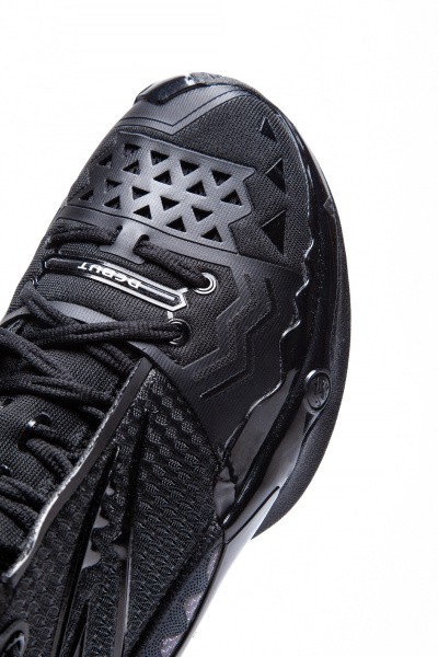   Anta SHOCK WAVE5 PRO