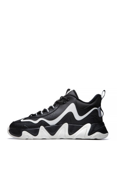    Anta Rising waves