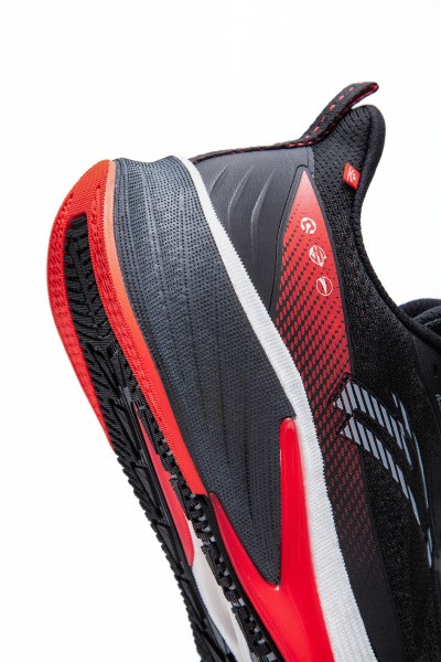    Anta ROCKET 6.0