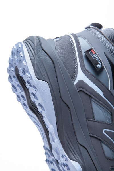   Anta Ridges 2.0
