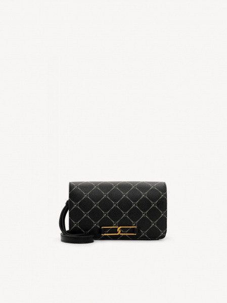 Anastasia Chain     M 