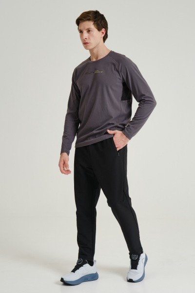   Anta ADVANCED RUNNING