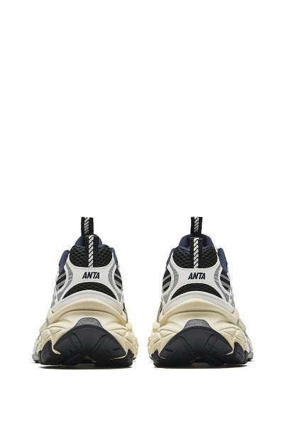 ������������ ��������� Anta SKYROCKET