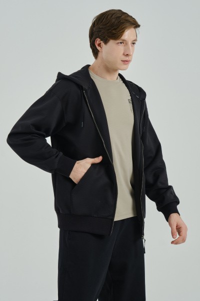 ��������� �� ������ ANTA SPORTS CLUB