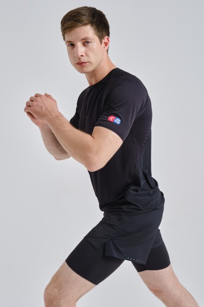 ����� ������� GUANJUN