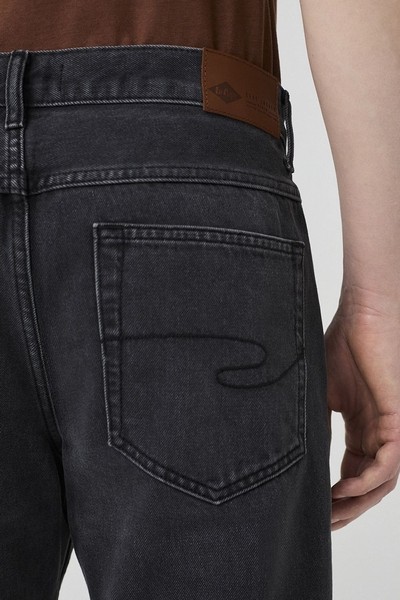 ������ Lee Cooper