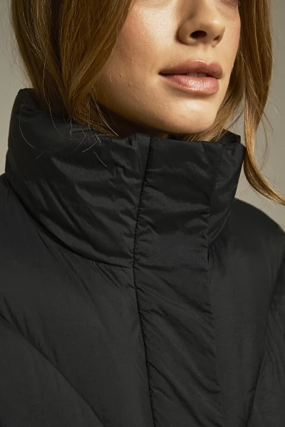 ������� �������� ANTA Training Down Jacket