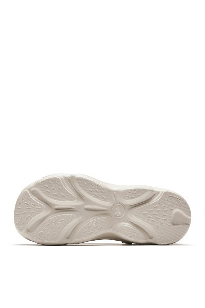 ������ ANTA CLAW CROCS