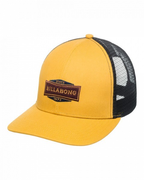 WALLED TRUCKER