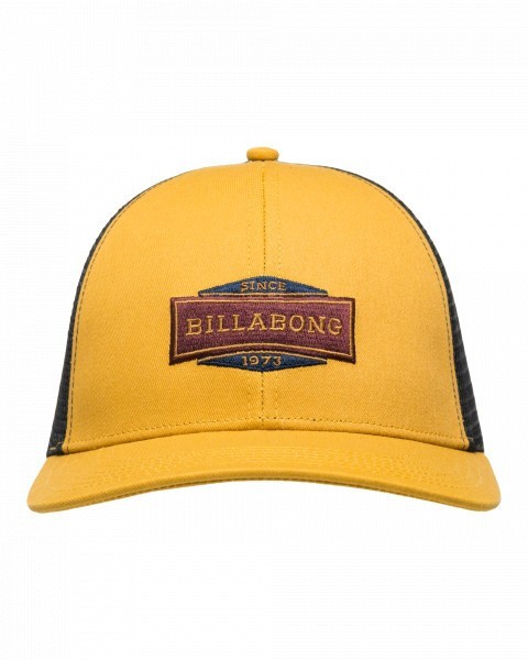 .// /   Walled Trucker