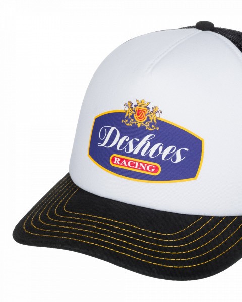 .// /   Airstream Trucker
