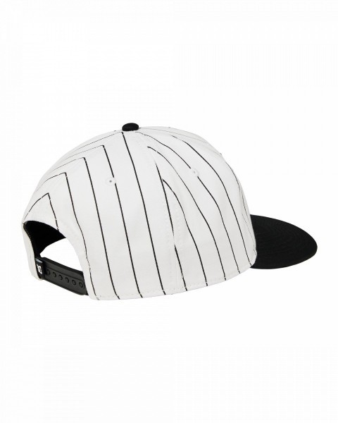 .// /   DUGOUT SNAPBACK
