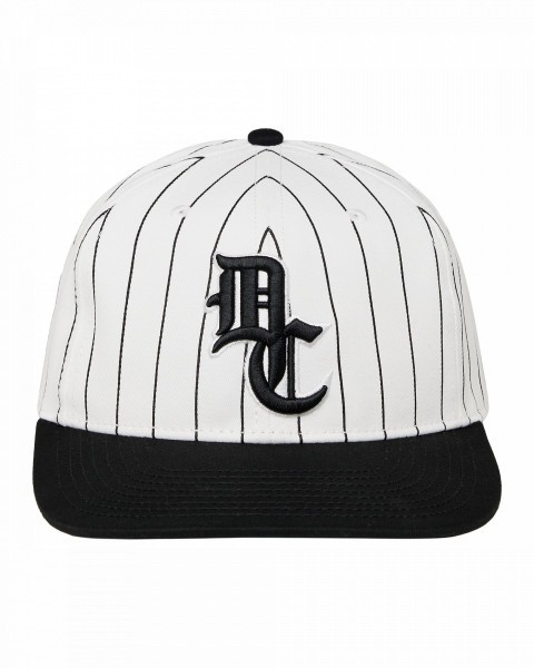 .// /   DUGOUT SNAPBACK