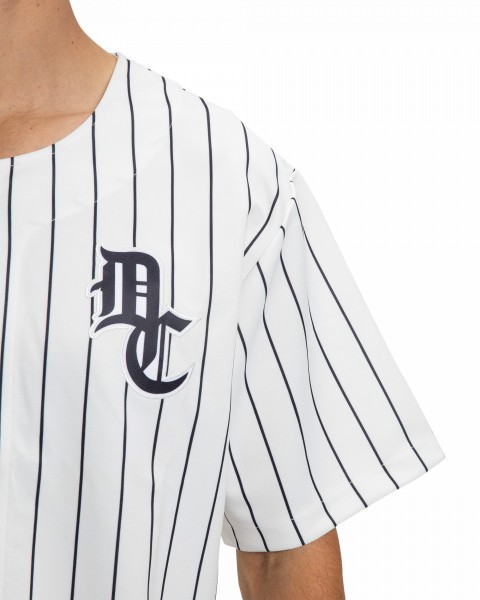 .//  /   Slugger Jersey