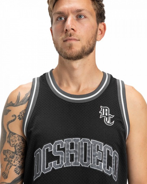 .//  /    Hoops Jersey