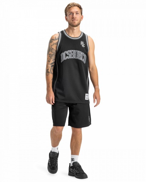 .//  /    Hoops Jersey