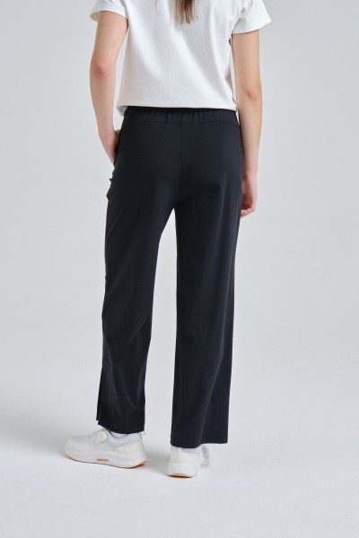   Anta WOMEN PANTS BAR
