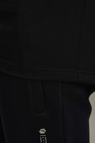 �������� Anta COMMUTE