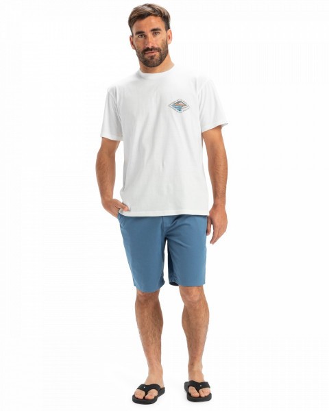 .///  - Everyday Chino Light Short