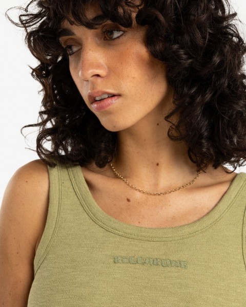 ���-���  Sporty Tank