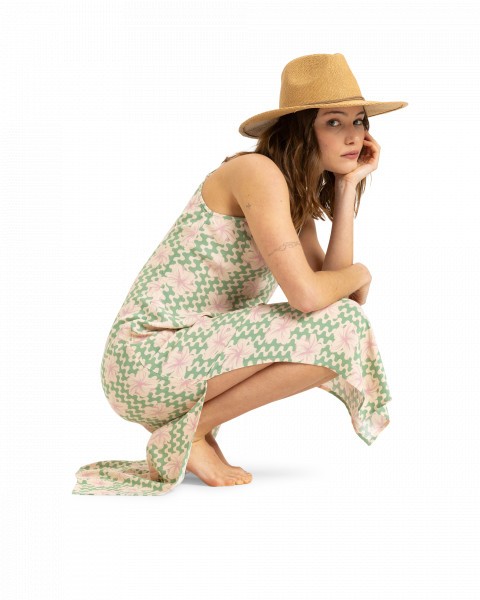 .//  /   Stay Sunny Slip Dress