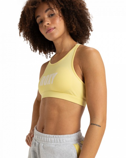 .//  /    Everyday Flow Bra