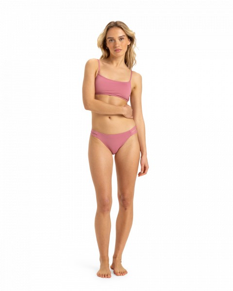 ./ //    Beach Classics Bikini