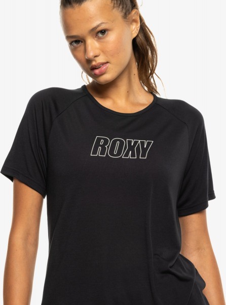 .//  /   Everyday Flow Tee